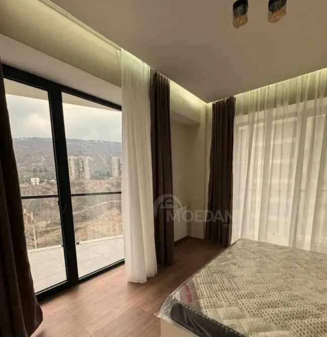 Сдам 4-комн. квартиру на сутки в Тбилиси  170м² 6/20 эт. Тбилиси - изображение 10