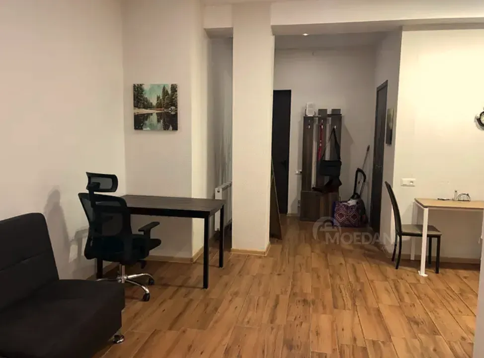 Сдам 2-комн. квартиру 50м² 2/9 эт. Тбилиси - изображение 1