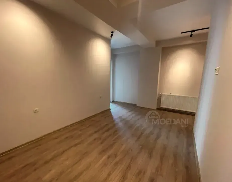 იყიდება 2 ოთახიანი ბინას 71მ² 3/11 სართ თბილისი - photo 4