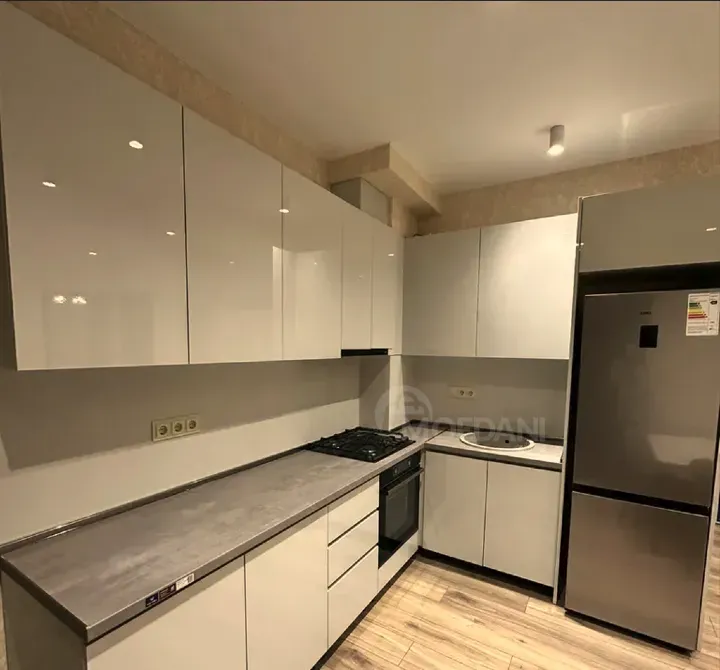 ქირავდება 2 ოთახიანი ბინა 70მ² 3/16 სართ თბილისი - photo 9