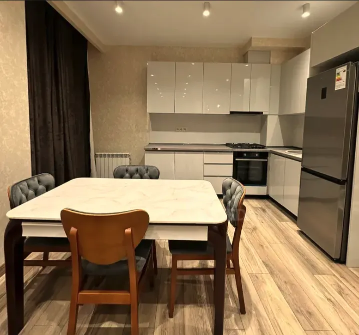 ქირავდება 2 ოთახიანი ბინა 70მ² 3/16 სართ თბილისი - photo 4