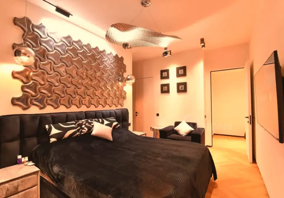 Сдам 3-комн. квартиру 134м² 1/4 эт. Тбилиси - изображение 4