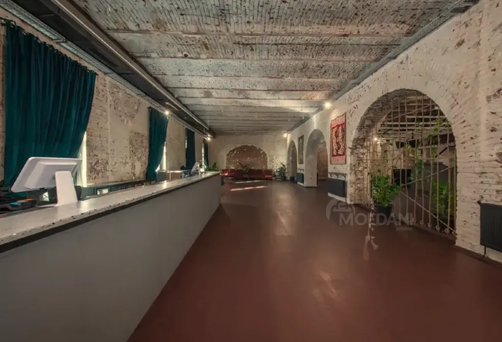 Универсальное коммерческое помещение в аренду в Чугурети Тбилиси - изображение 1