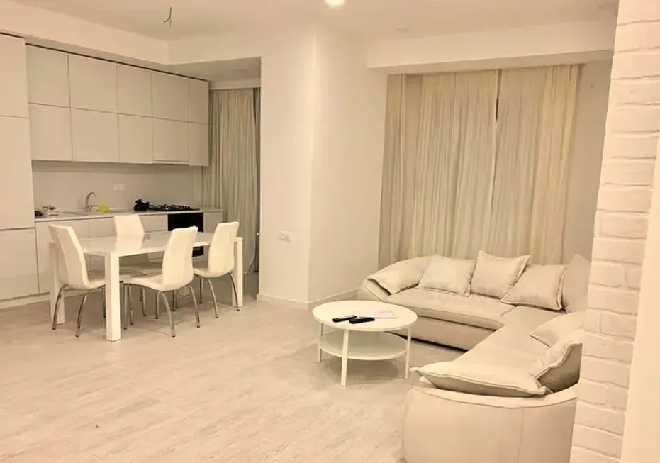 ქირავდება 4 ოთახიანი ბინა 120მ² 8/14 სართ თბილისი - photo 1