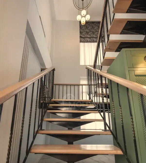 ქირავდება 4 ოთახიანი ბინა 200მ² 9/9 სართ თბილისი - photo 2