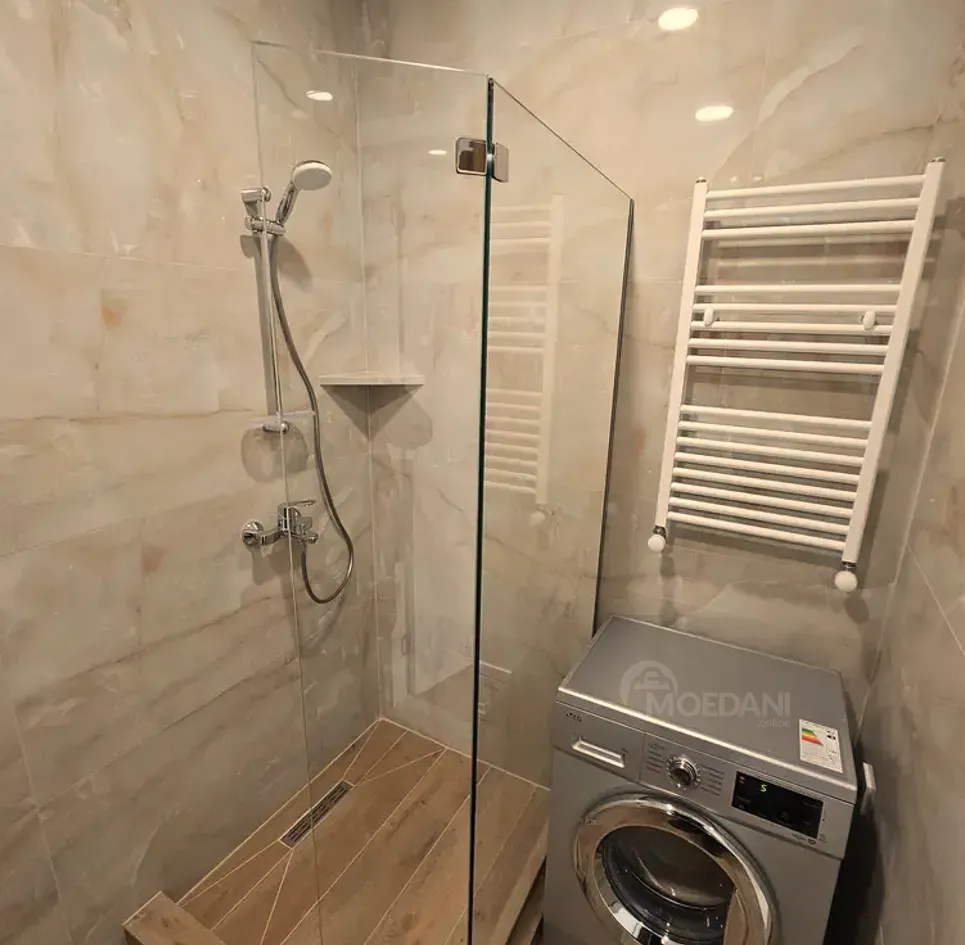 Сдам 2-комн. квартиру 65м² 2/9 эт. Тбилиси - изображение 5