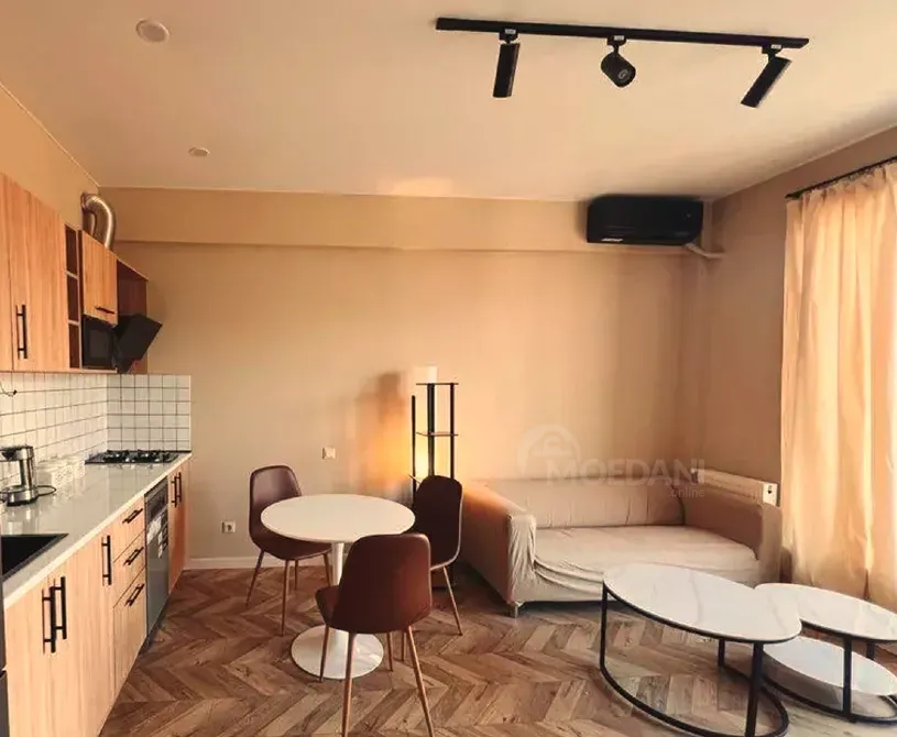 ქირავდება 2 ოთახიანი ბინა 46მ² 5/8 სართ თბილისი - photo 1