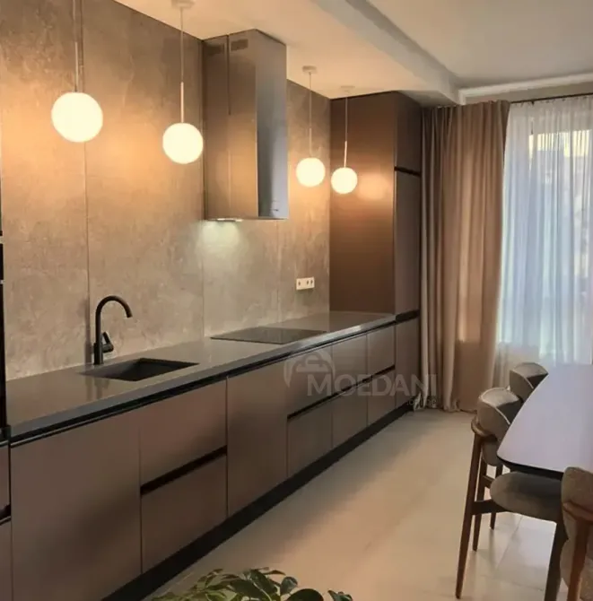 ქირავდება 3 ოთახიანი ბინა 127მ² 6/28 სართ თბილისი - photo 1