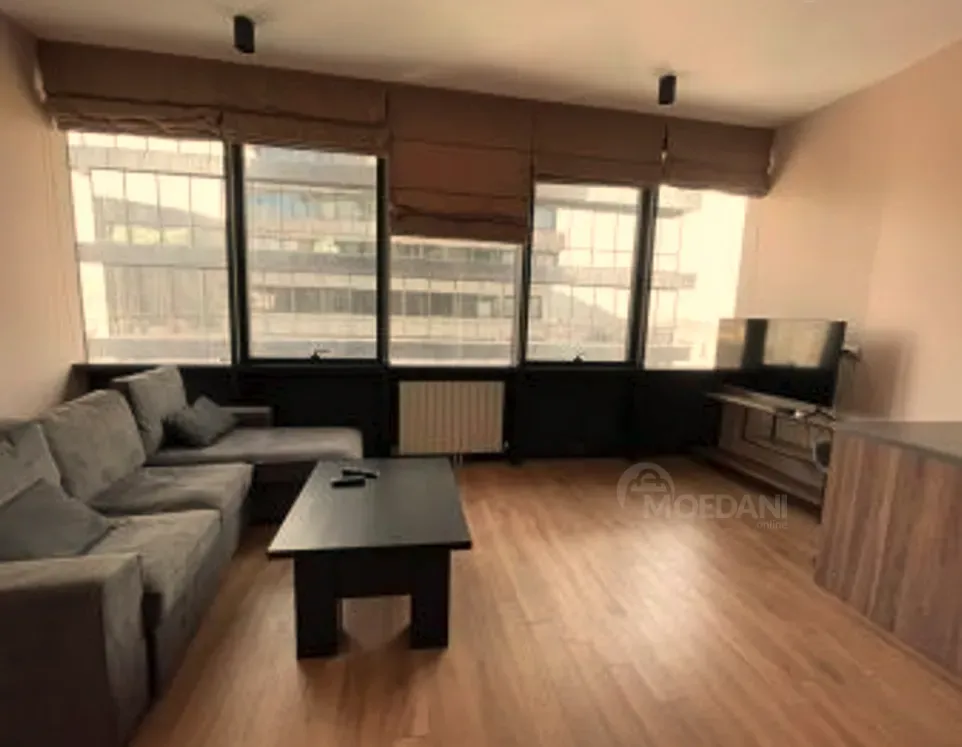 ქირავდება 2 ოთახიანი ბინა 55მ² 21/32 სართ თბილისი - photo 1