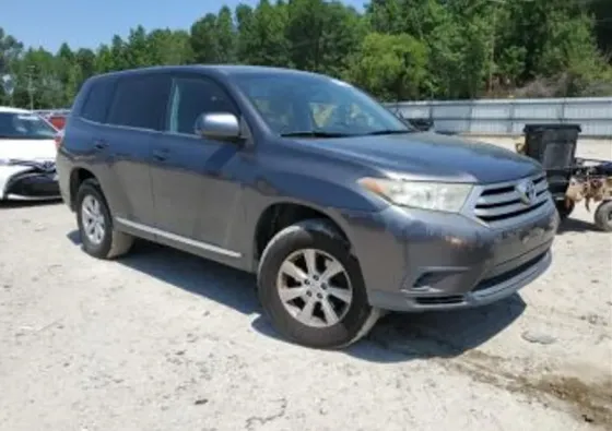 Toyota Highlander 2.7L 2013 თბილისი