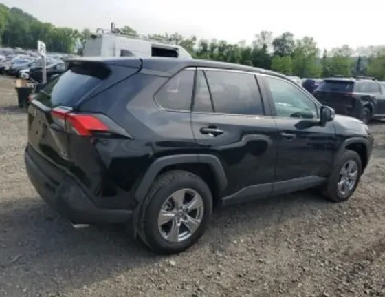 Toyota RAV4 2.5L 2024 Тбилиси