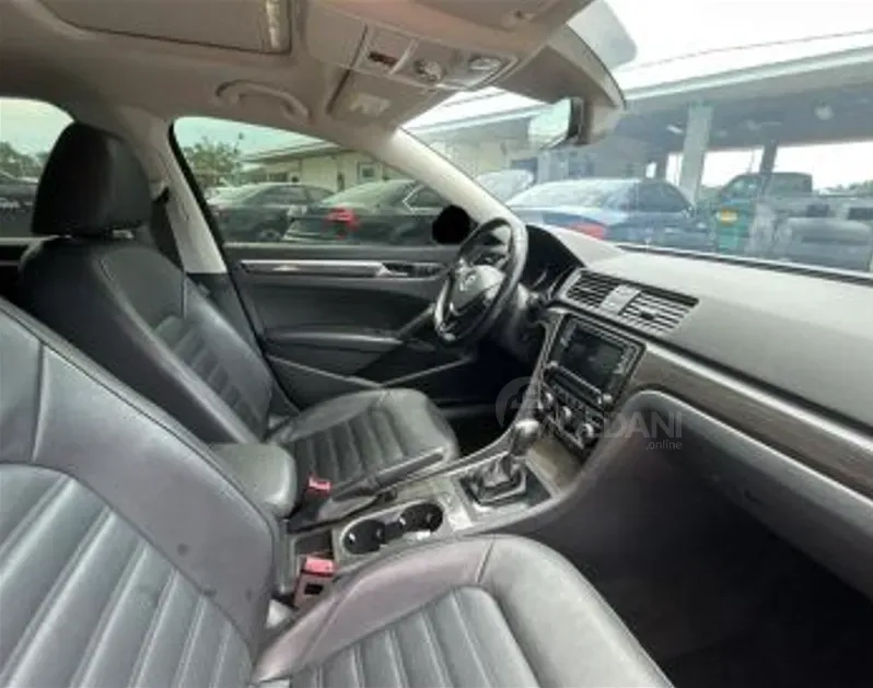 Volkswagen Passat 0.2 2018 თბილისი - photo 5