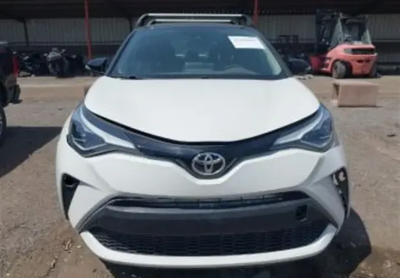 Toyota C-HR 2L 2022 Тбилиси