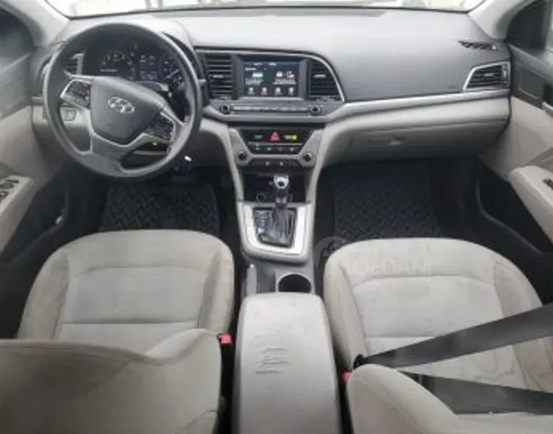 Hyundai Elantra 2017 Тбилиси - изображение 4
