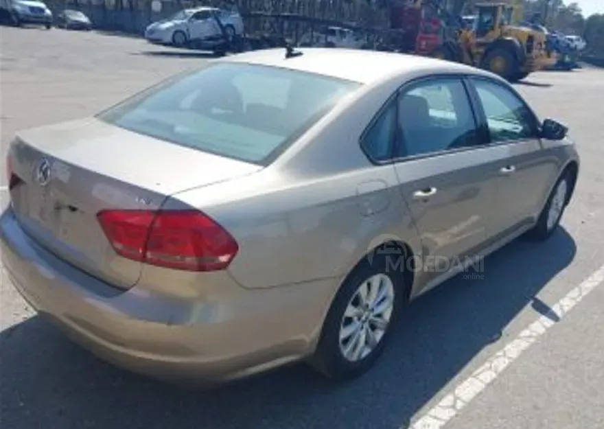 Volkswagen Passat 1.8 2015 Тбилиси - изображение 6