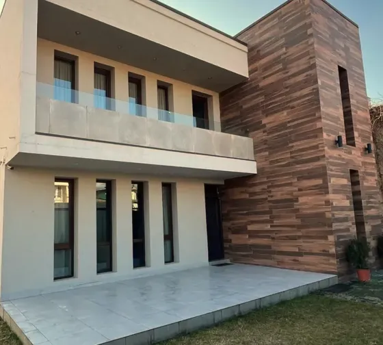 Ქირავდება სახლი 320м² თბილისი