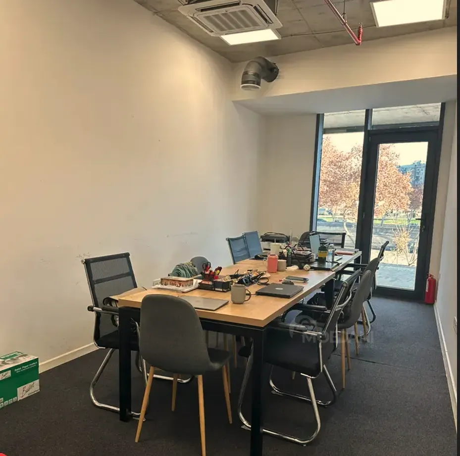 Коммерческое офисное помещение в аренду в Сабуртало// Тбилиси - изображение 3