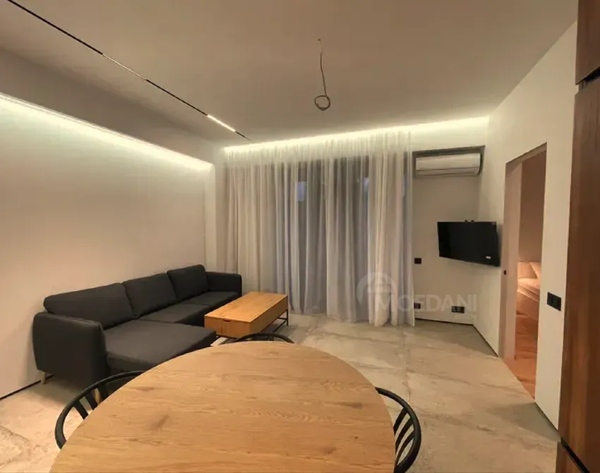 ქირავდება 3 ოთახიანი ბინა 80მ² 9/20 სართ თბილისი - photo 1