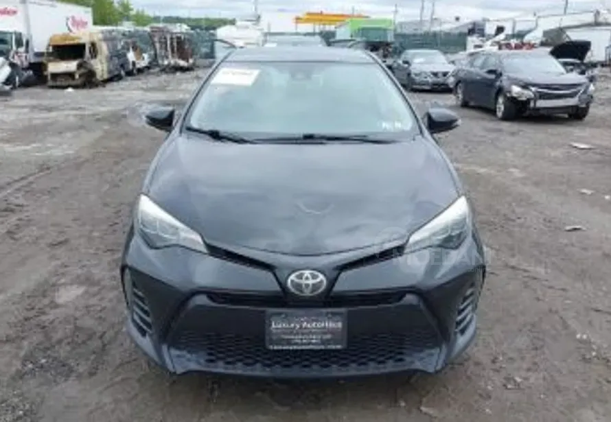 Toyota Corolla 1.8L 2017 Тбилиси - изображение 1