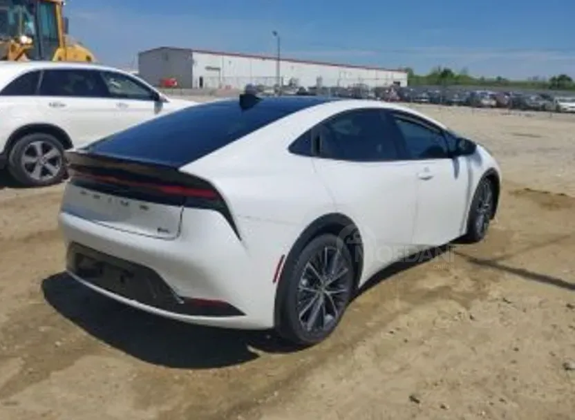 Toyota Prius 2L 2024 Тбилиси - изображение 4