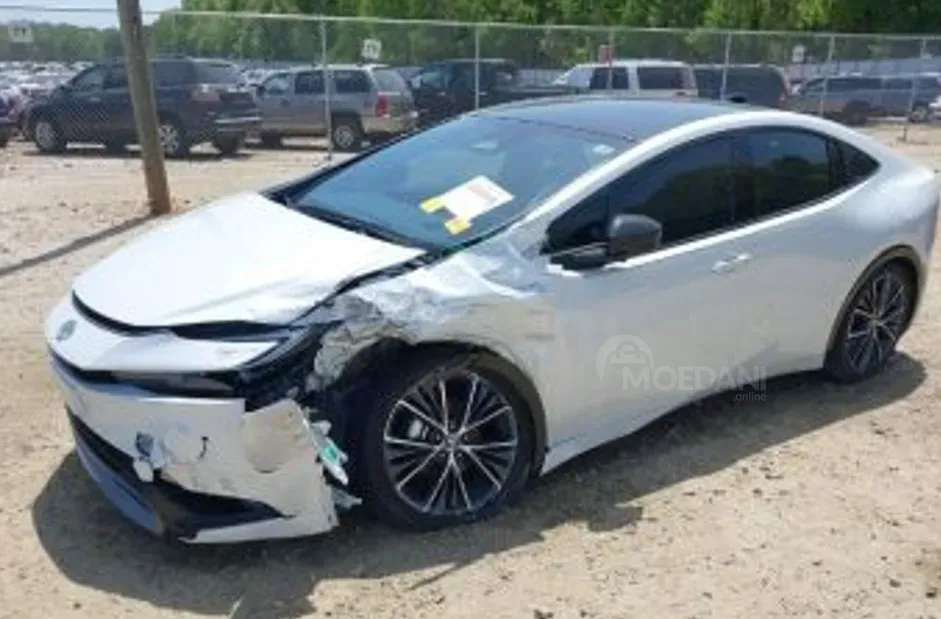 Toyota Prius 2L 2024 Тбилиси - изображение 3