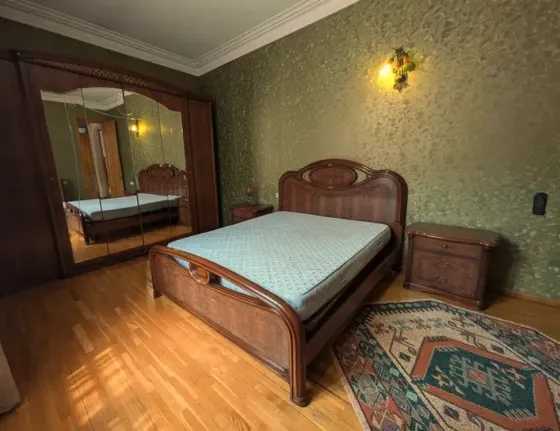 Ქირავდება სახლი 140м² თბილისი