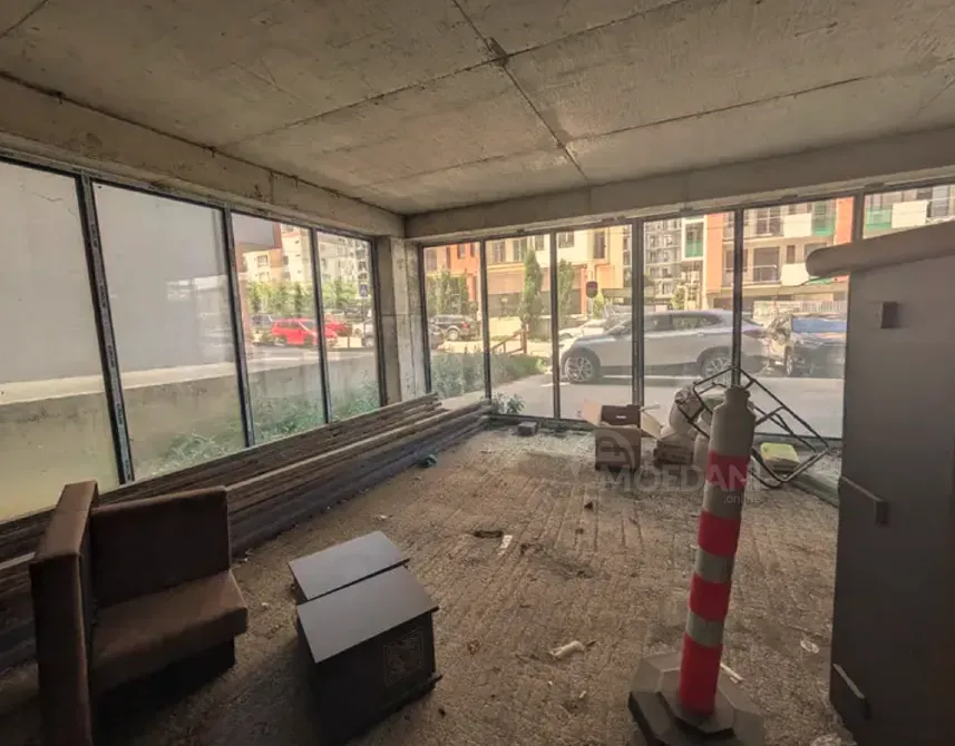 Იყიდება უნივერსალური კომერციული ფართი დიდ დიღომში თბილისი - photo 7