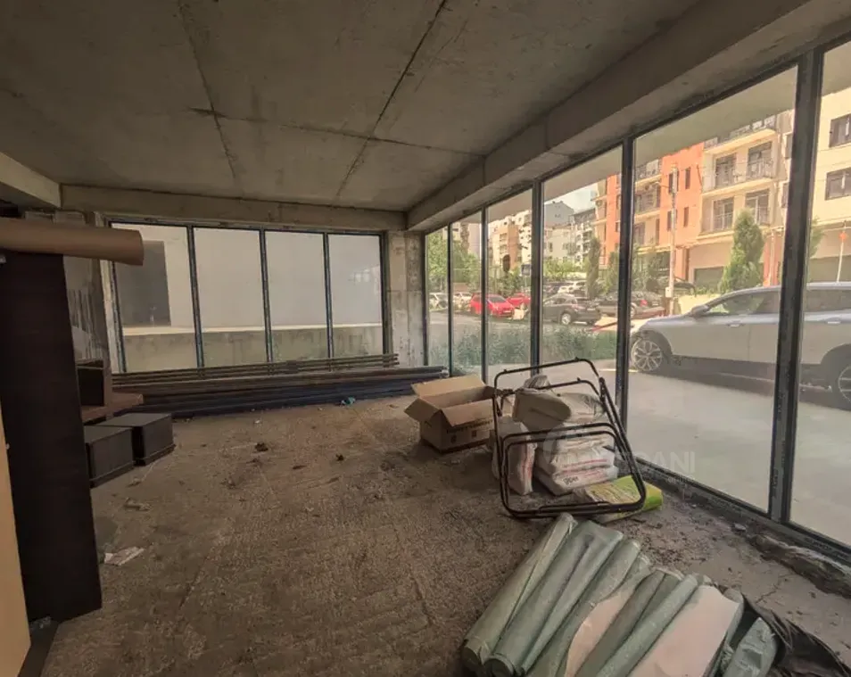 Იყიდება უნივერსალური კომერციული ფართი დიდ დიღომში თბილისი - photo 6