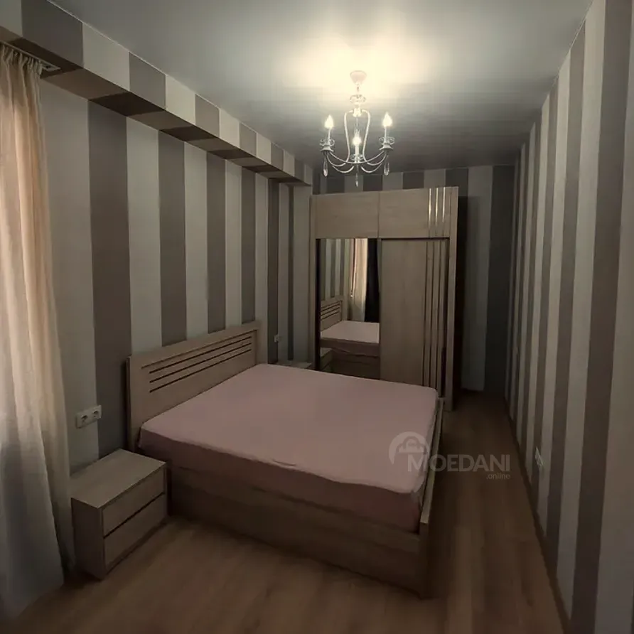 ქირავდება 3 ოთახიანი ბინა 10მ² 10/12 სართ თბილისი - photo 1