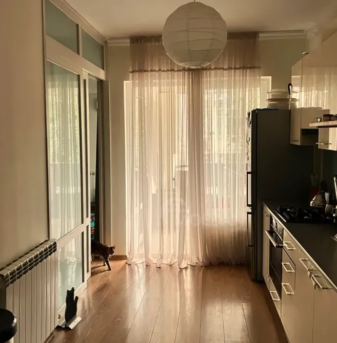 ქირავდება 4 ოთახიანი ბინა 150მ² 3/6 სართ თბილისი - photo 6