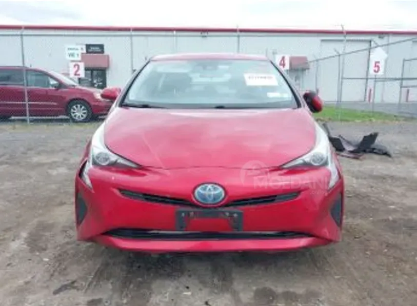 Toyota Prius 1.8L 2016 Тбилиси - изображение 1