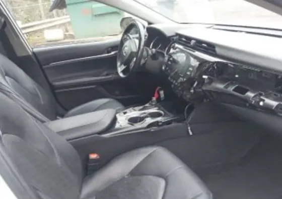 Toyota Camry 2019 თბილისი