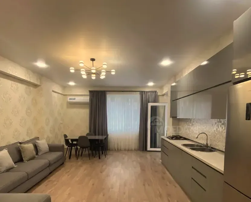 Сдам 3-комн. квартиру 100м² 5/10 эт. Тбилиси - изображение 1