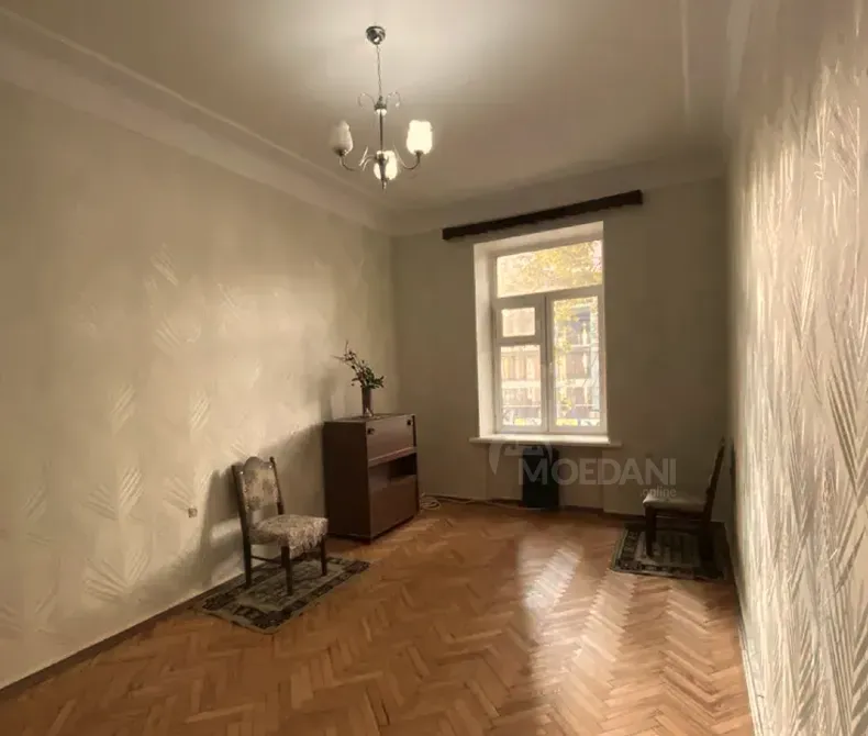 იყიდება 2 ოთახიანი ბინას 40მ² 2/6 სართ თბილისი - photo 1