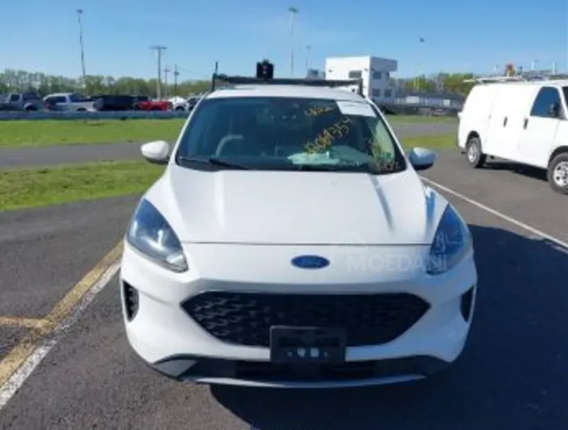 Ford Escape 1.5L 2020 Тбилиси - изображение 1