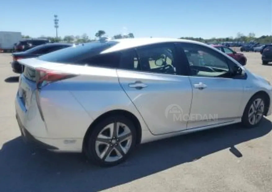 Toyota Prius 1.8L 2016 Тбилиси - изображение 3