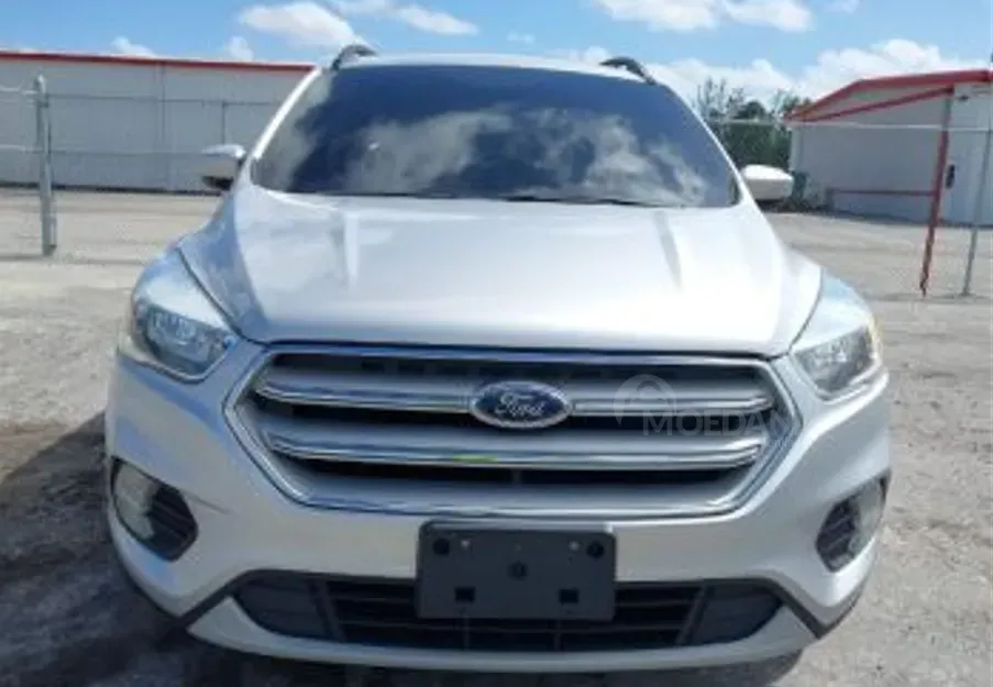 Ford Escape 1.5L 2018 Тбилиси - изображение 1