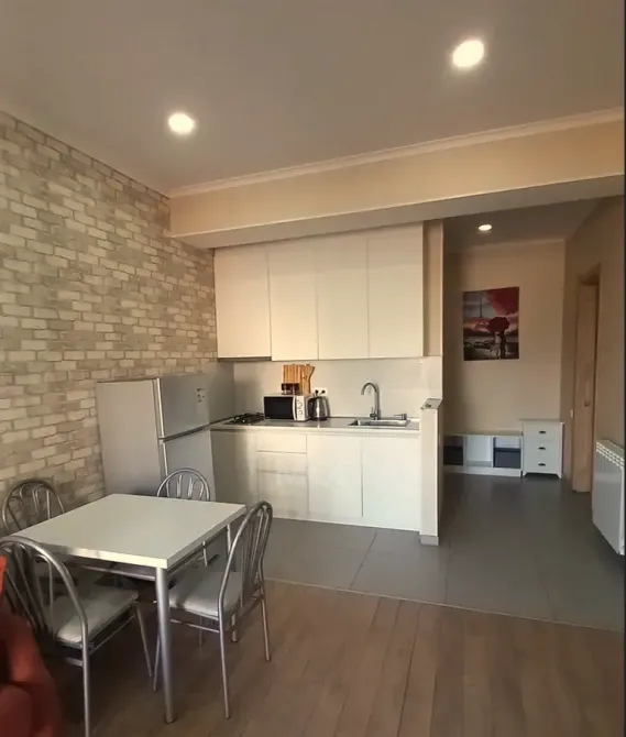 ქირავდება 2 ოთახიანი ბინა 52მ² 6/9 სართ თბილისი - photo 4