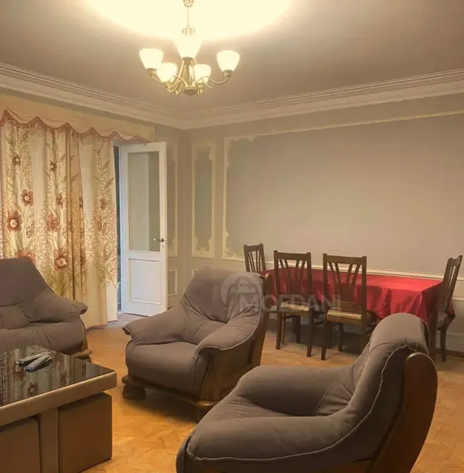 ქირავდება 2 ოთახიანი ბინა 97მ² 9/10 სართ თბილისი - photo 2