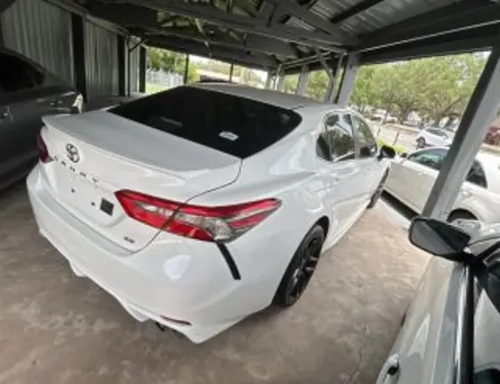 Toyota Camry 2018 თბილისი