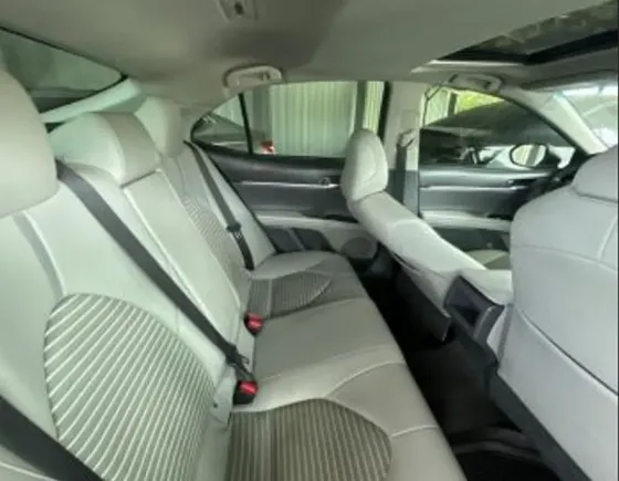Toyota Camry 2018 თბილისი