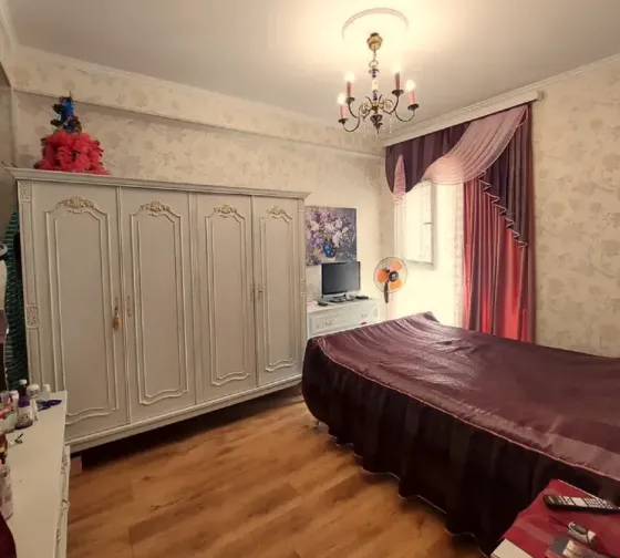 Apartments For Sale five-room 180м² 1/9 floor Tbilisi