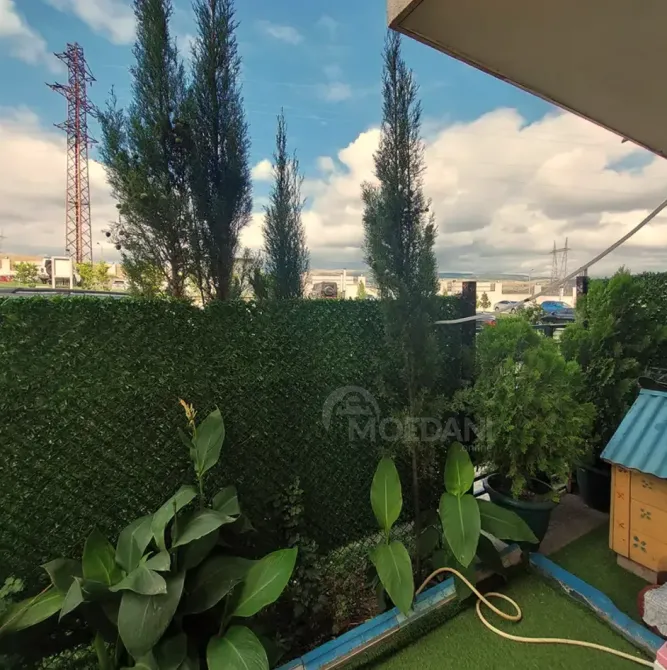 იყიდება 5 ოთახიანი ბინას 180მ² 1/9 სართ თბილისი - photo 2