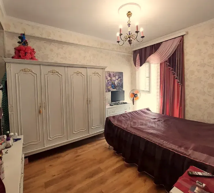 იყიდება 5 ოთახიანი ბინას 180მ² 1/9 სართ თბილისი - photo 6