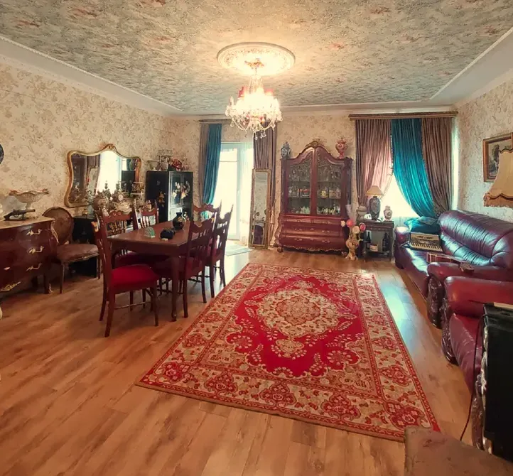 იყიდება 5 ოთახიანი ბინას 180მ² 1/9 სართ თბილისი - photo 3