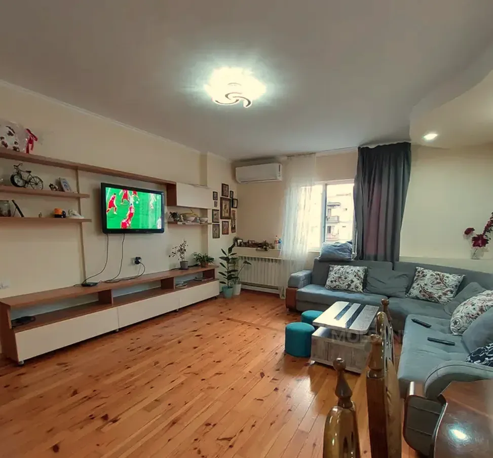 Продам 3-комн. квартиру 76м² 9/9 эт. Тбилиси - изображение 1