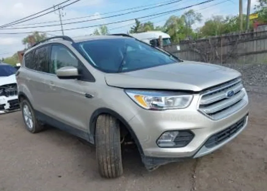 Ford Escape 1.5L 2018 Тбилиси - изображение 2