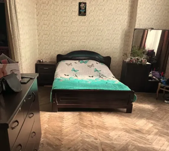 Იყიდება 5 ოთახიანი ბინას $76 000 თბილისში 71მ² 1/2 სართ თბილისი
