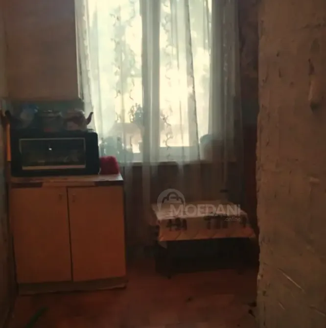 Продам 5-комн. квартиру 71м² 1/2 эт. Тбилиси - изображение 4