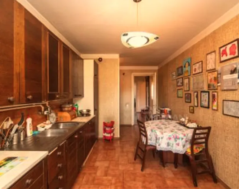 Apartments For Sale five-room 170м² 4/9 floor Tbilisi - photo 8